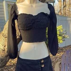 Abercrombie & Fitch off shoulder elasticized cropped top. Sheer sleeves. Black S